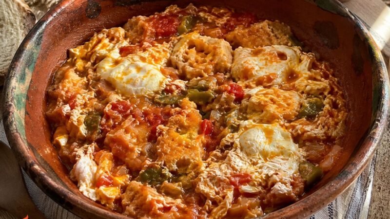 Sopa de Tomate à Alentejana