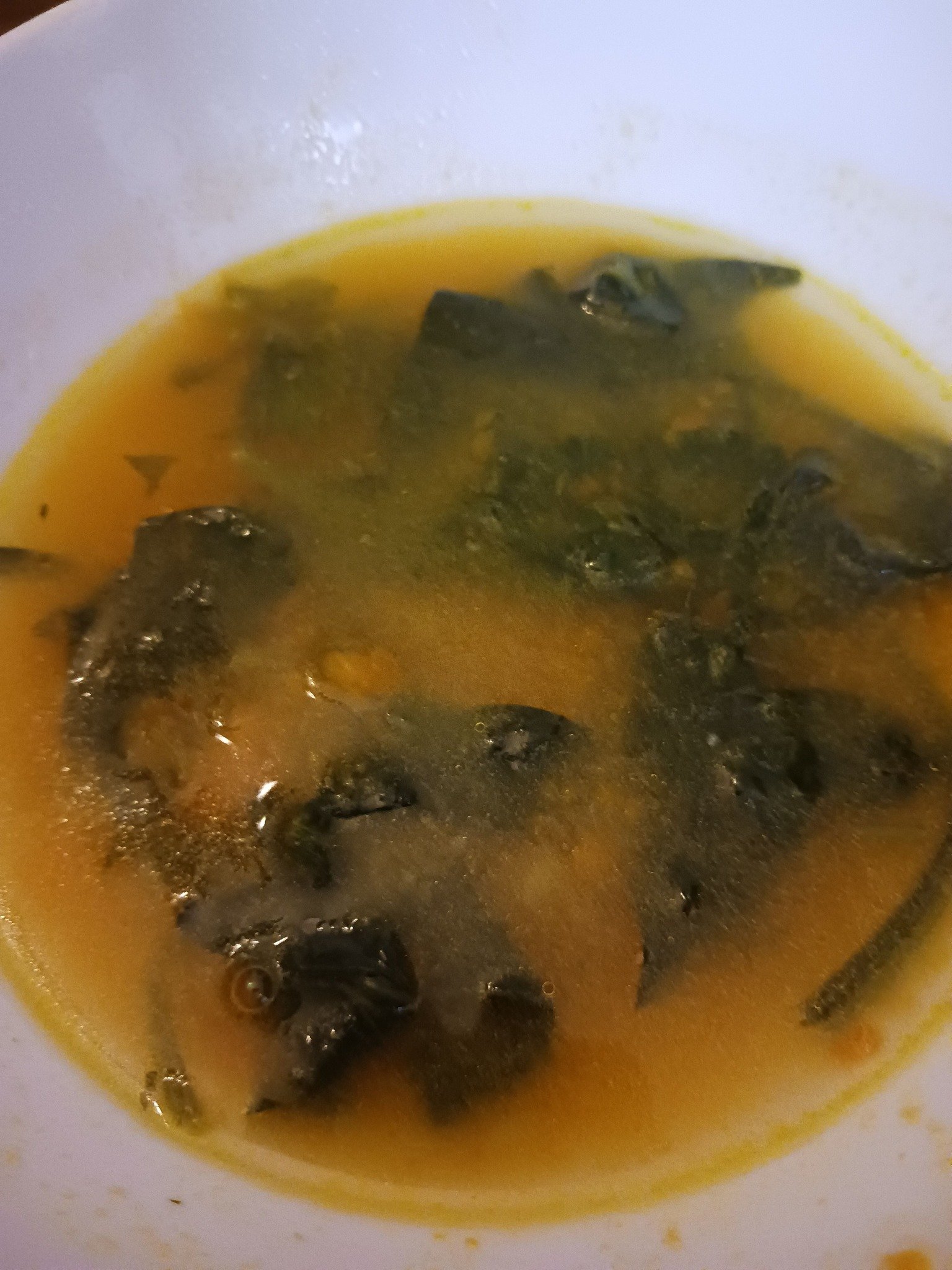 Sopa de Espinafres à Alentejana