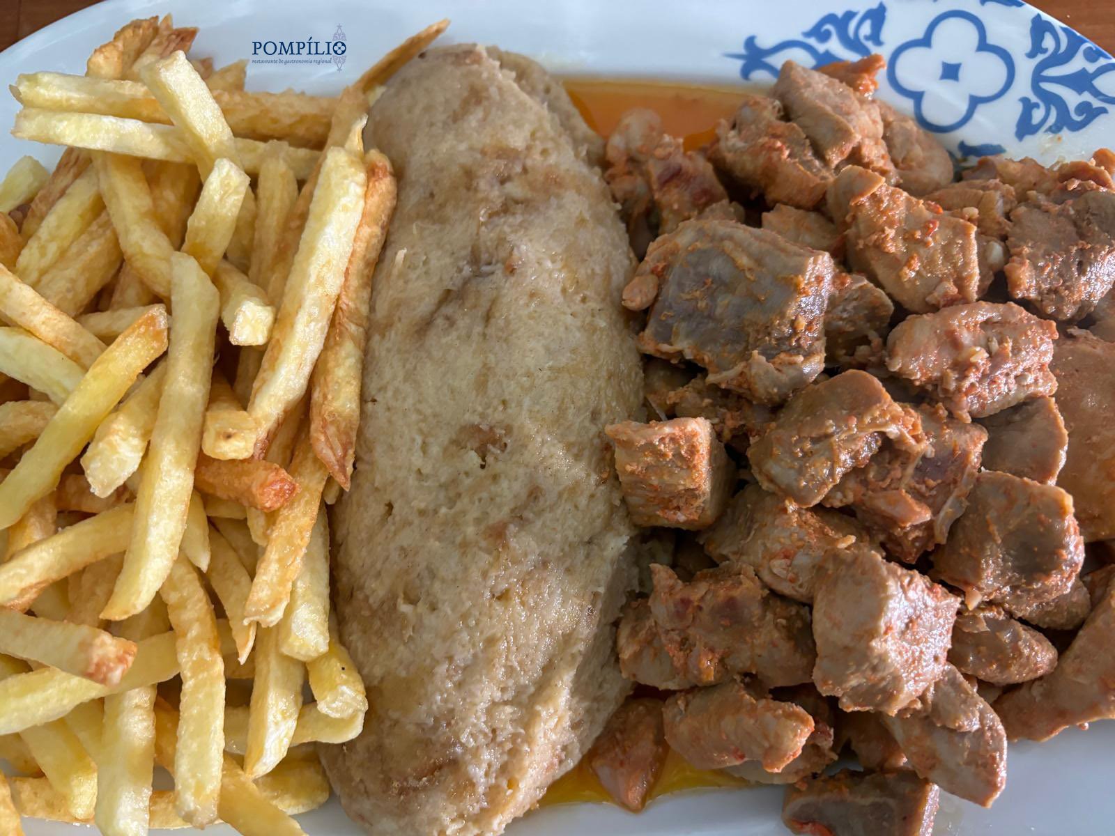 Migas com Carne de Alguidar – Um Clássico Alentejano