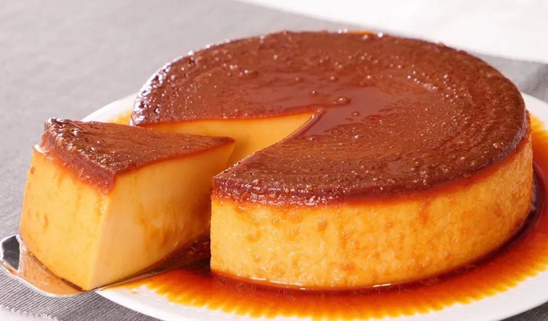 Pudim de pão com laranja