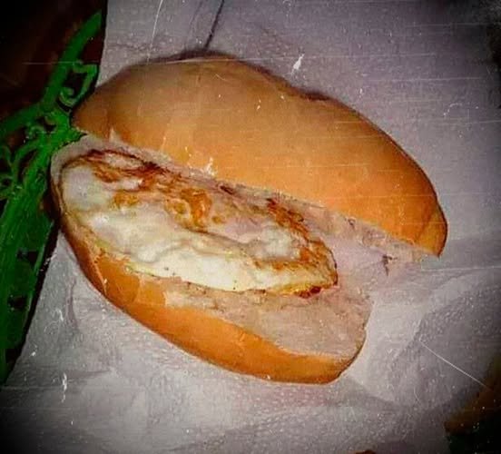 Receita Tradicional Alentejana: Paposecos com Ovo Estrelado