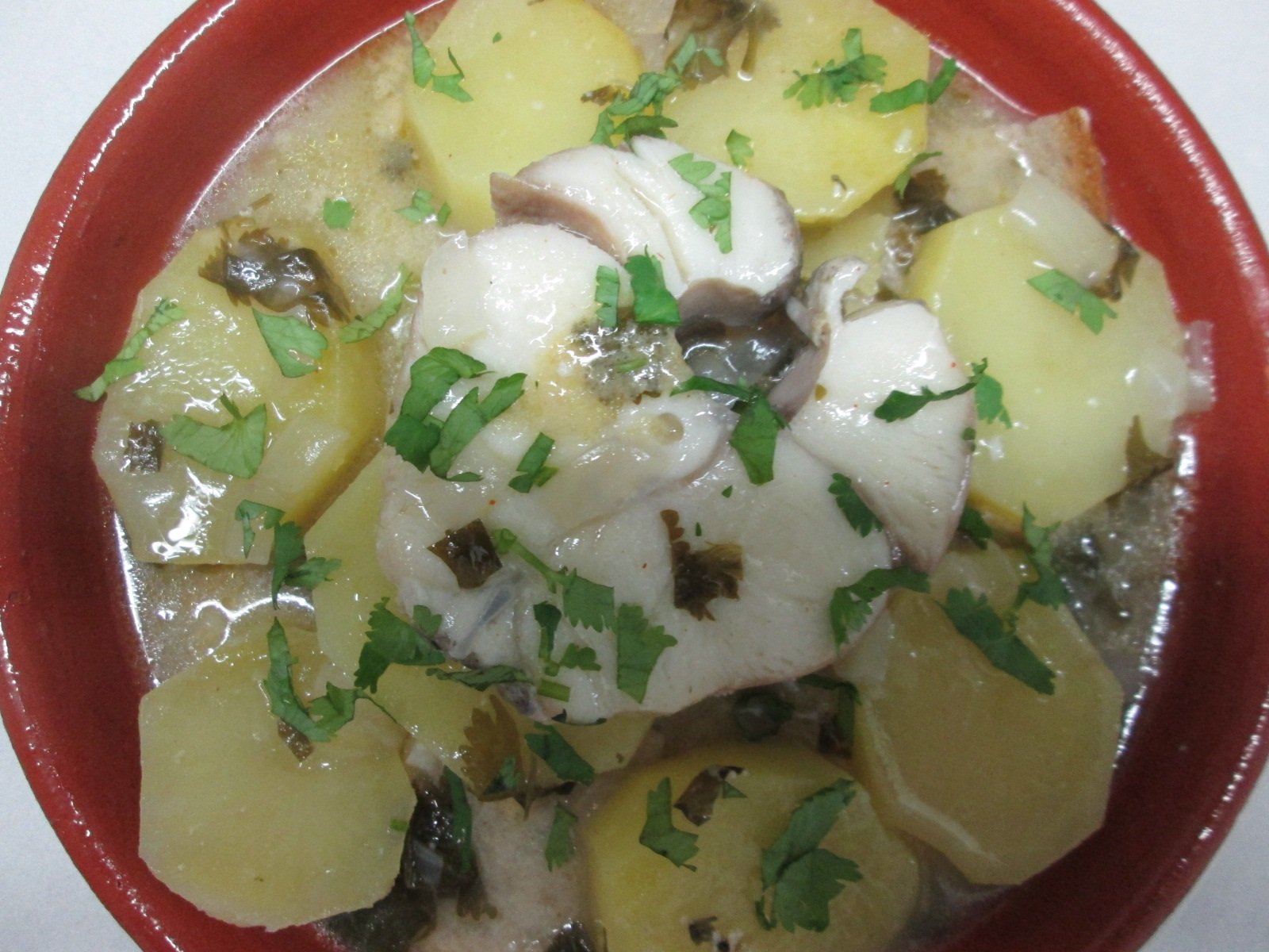 Sopas de Cação com Batata Cozida