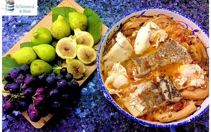 SOPAS DE TOMATE COM BACALHAU E OVOS ESCALFADOS