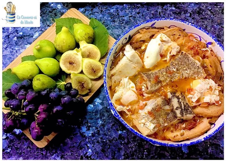 SOPAS DE TOMATE COM BACALHAU E OVOS ESCALFADOS