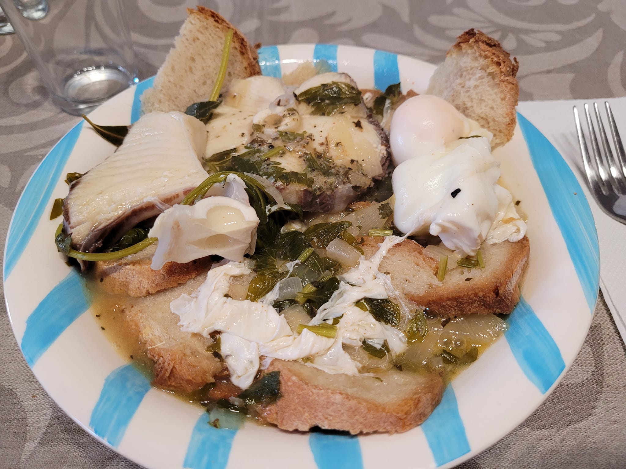 Sopa de Cação Alimado à Alentejana