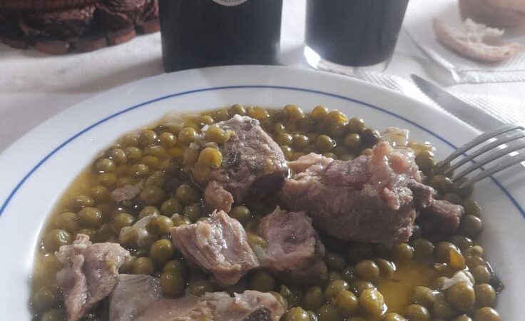 Borrego com Ervilhas à Moda Antiga